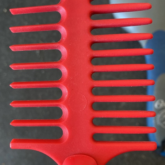 Oster Equine Care Series Mane & Tail Horse Hairbrush and Wahl comb Grooming Tool - Picture 4 of 9